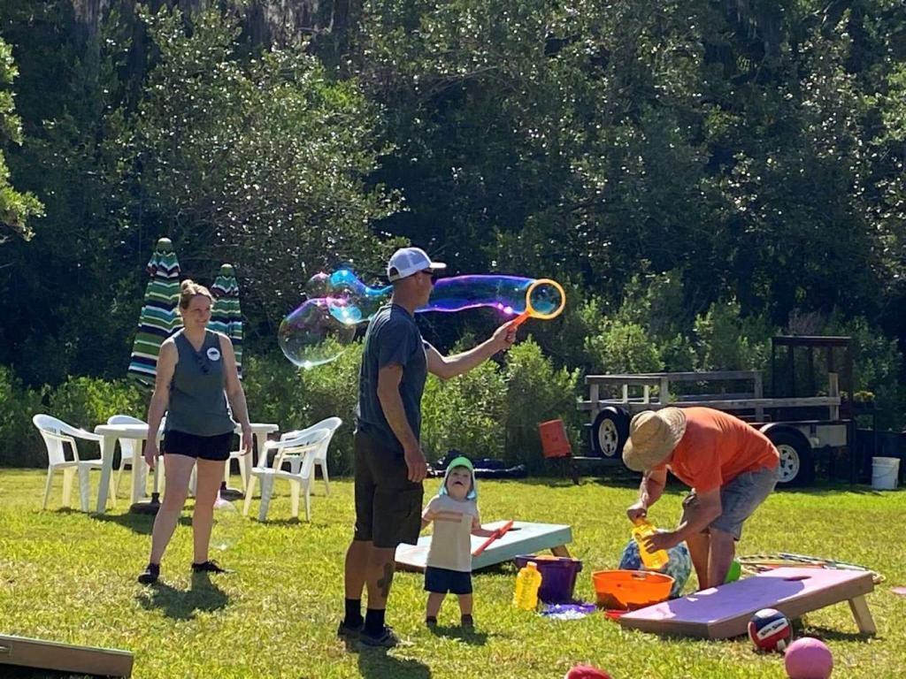 Kiwanis Earth Day at Washington Oaks