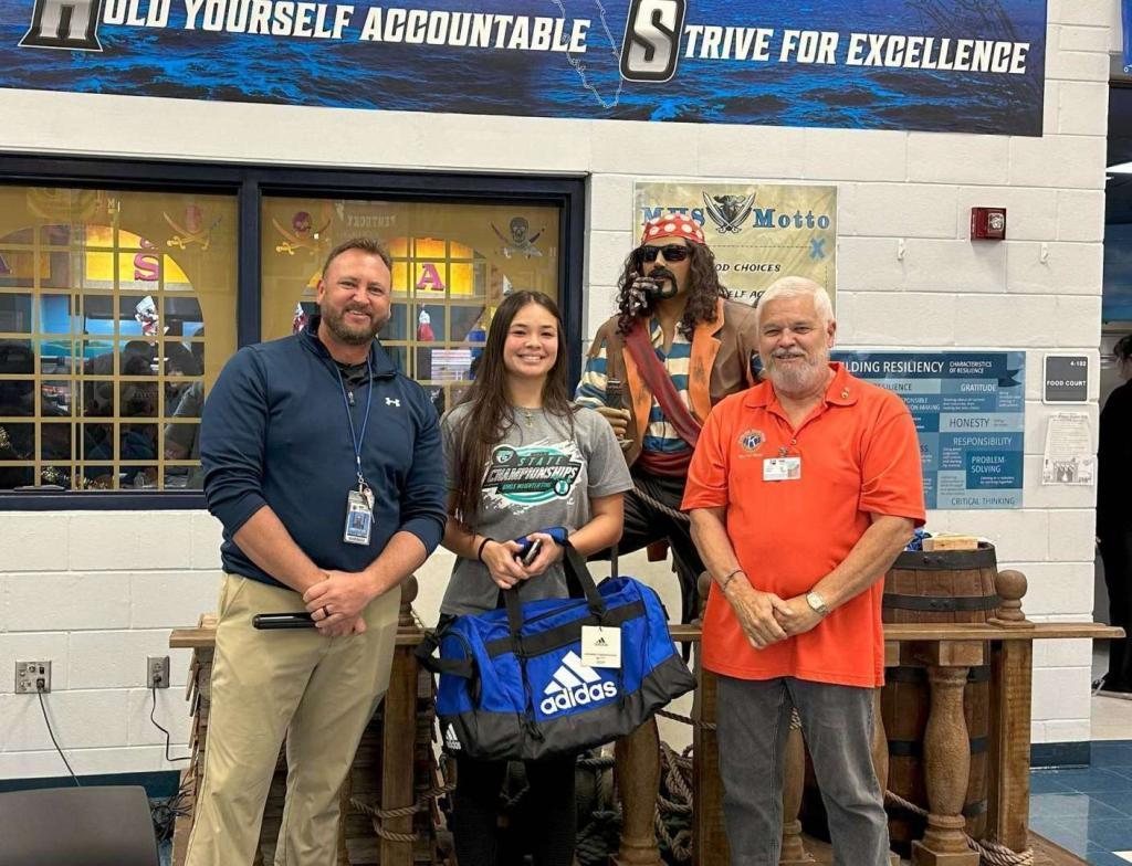 Kiwanis Celebrates Athletics